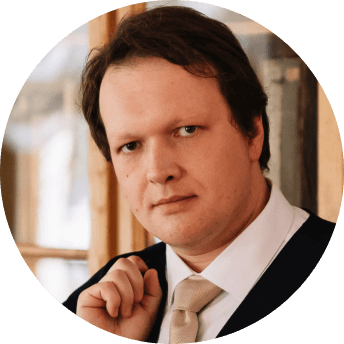 Артем - Back-end-разработчик